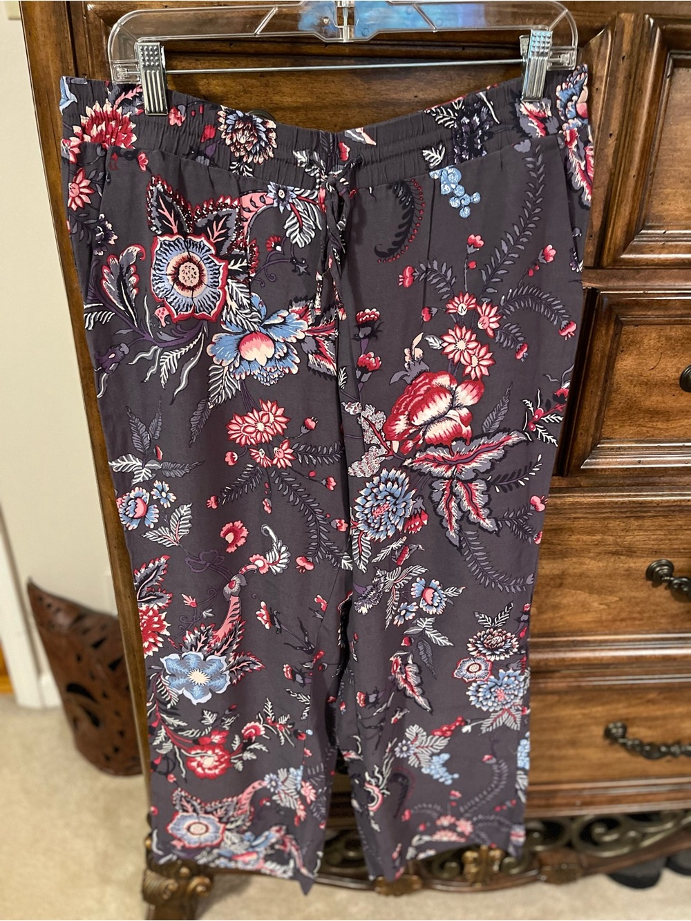 LOFT Wide Leg Floral Pants in Charcoal with Red & Blue Flowers